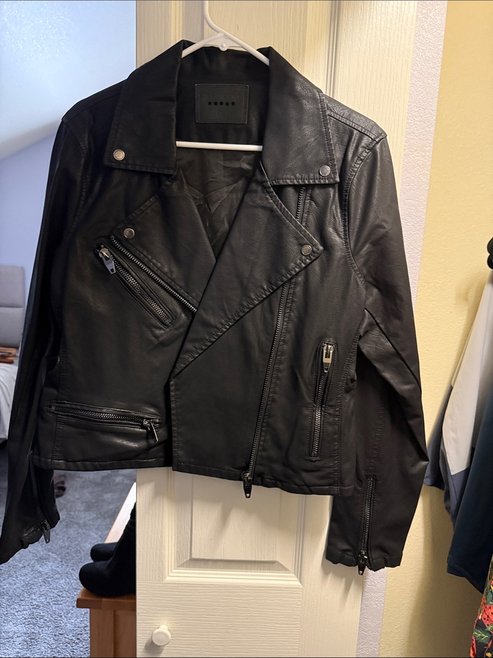 Blank NYC Black Faux Leather Moto Jacket with Zip Details - Picture 2 of 8